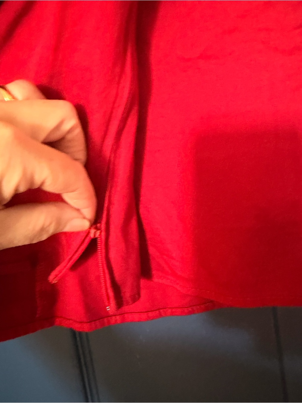 Pinup Couture Red V-Neck Crop Tank Top - Picture 4 of 11